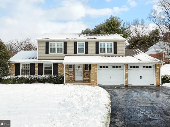 2180 Blenheim Ct, York, PA 17403