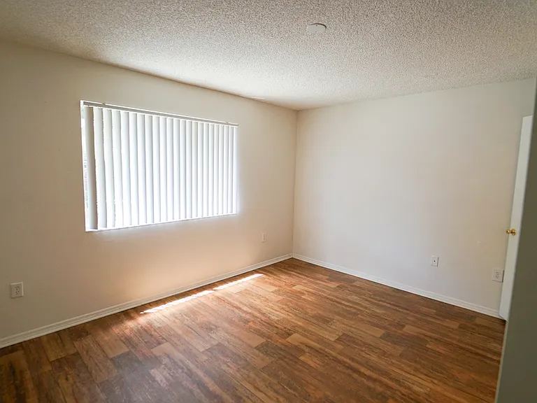 Homestead Colony Apartments — Photo 19