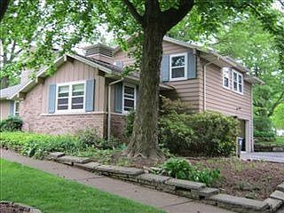 2nd image of 372 Afton Ave