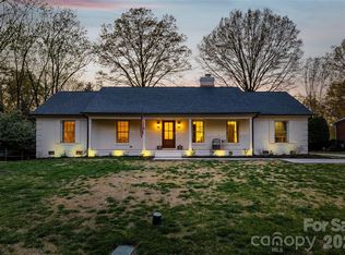 2319 Ainsdale Rd, Charlotte, NC 28226