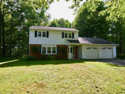 2 Northwood Ct, Ballston Lake, NY, 12019