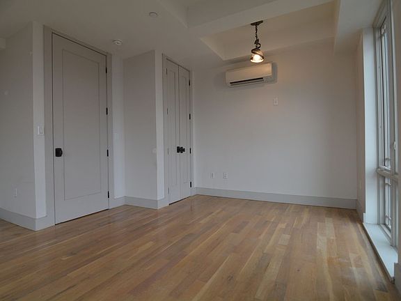 3rd image of 72 N Henry St APT 5F