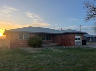 17487 S County Road 185, Eldorado, OK 73537