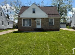 15812 Rockside Rd, Maple Heights, OH 44137
