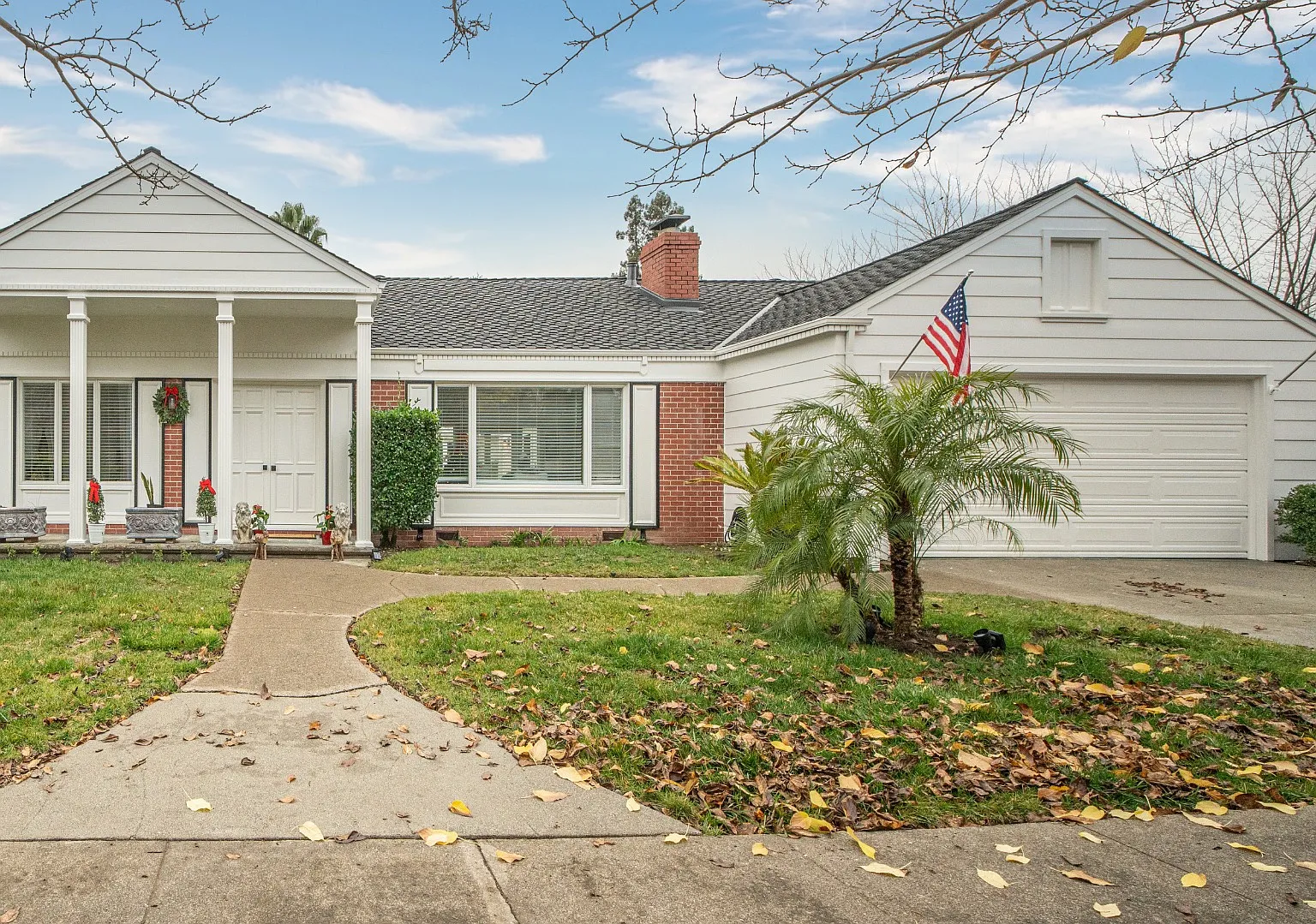 1819 Cedar St — Photo 1
