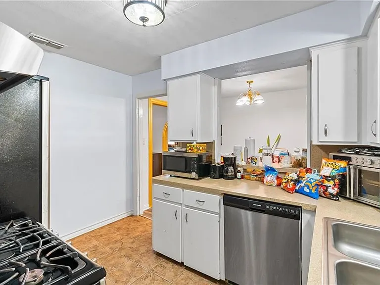 626 Caddo St — Photo 24