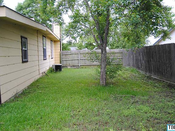 5th image of 1302 W Mesquite St