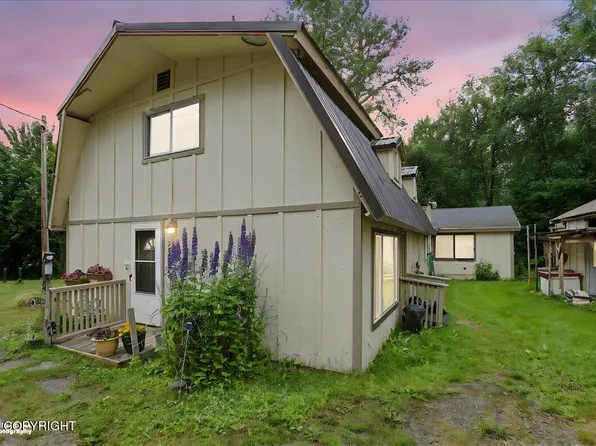 2000 N Eugene Dr, Palmer, AK 99645