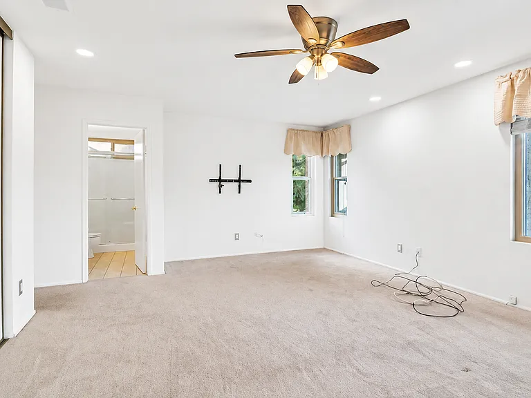 1486 Cactusridge St — Photo 15