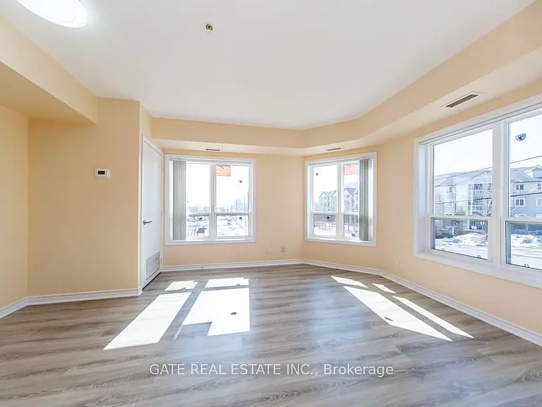 10 Mendelssohn St #117 — Photo 13