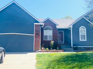 12332 E Lincoln Ct, Wichita, KS 67207