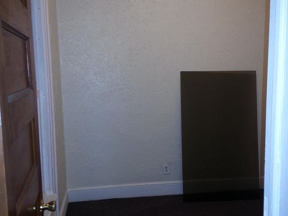 1st image of 915 E 34th St