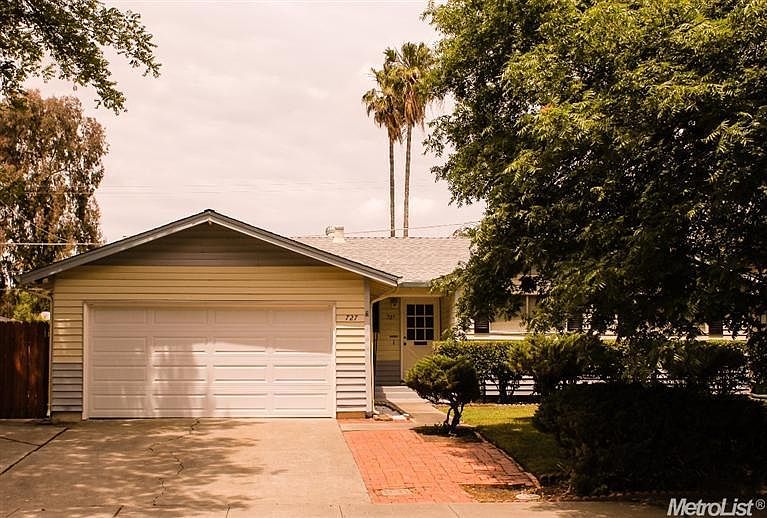 1st image of 727 Yerba Buena Ave