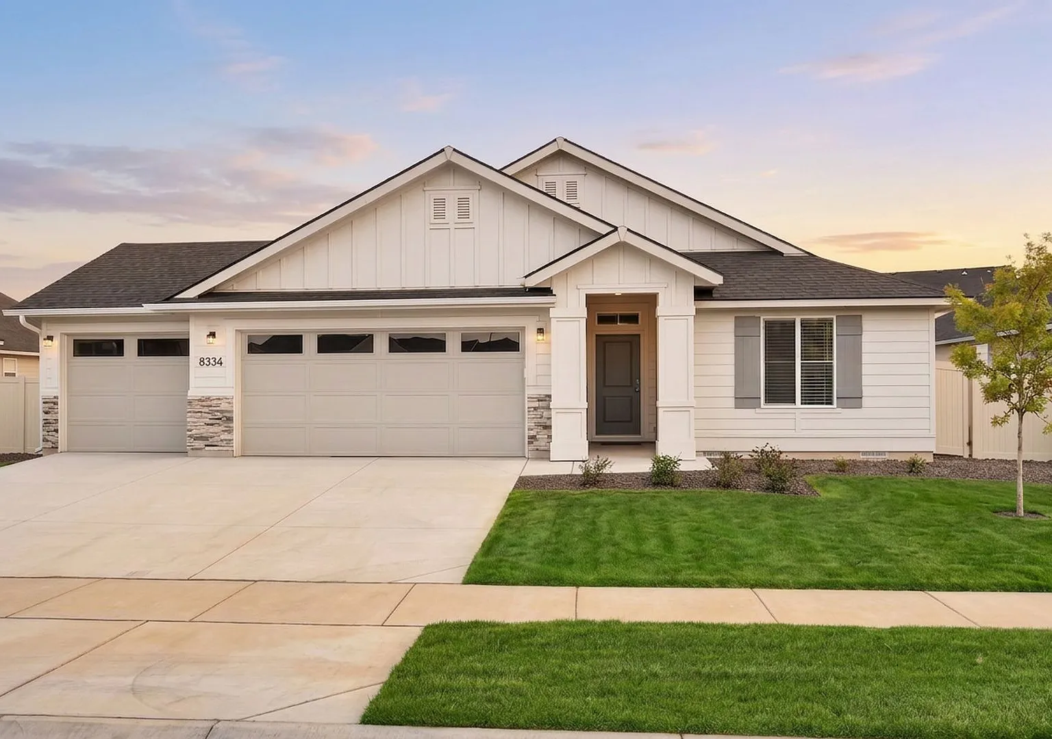 Brand New 4bd/2ba Single Level Nampa Home w/3-Car Garage — Photo 1