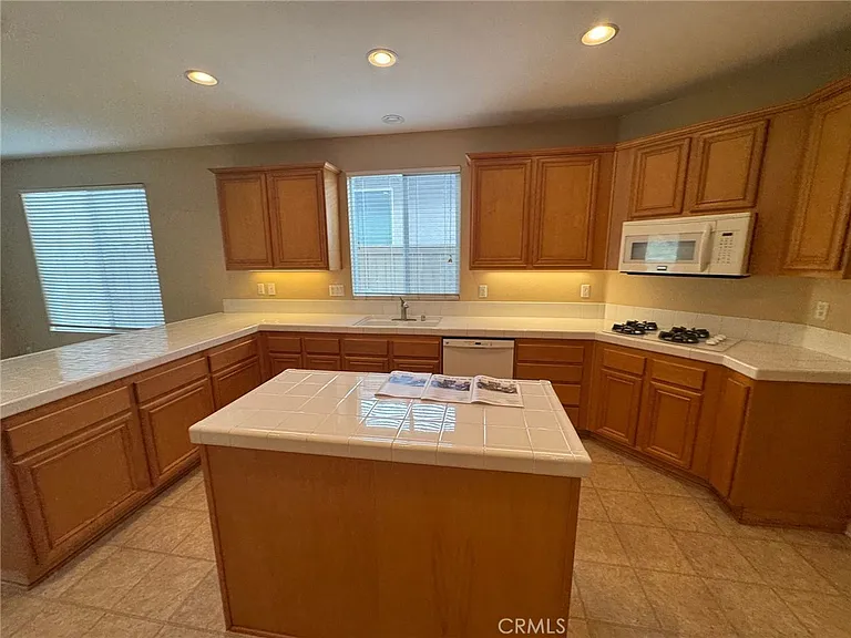28346 Panorama Hills Dr — Photo 5
