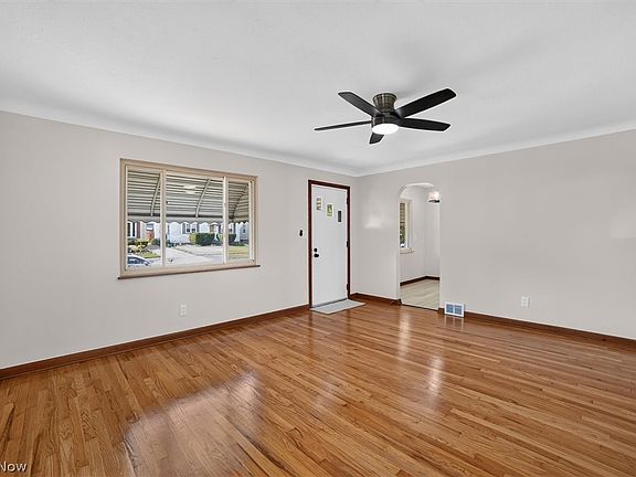 5th image of 5510 Luelda Ave