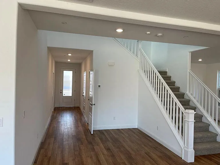 E Truman Ave — Photo 3