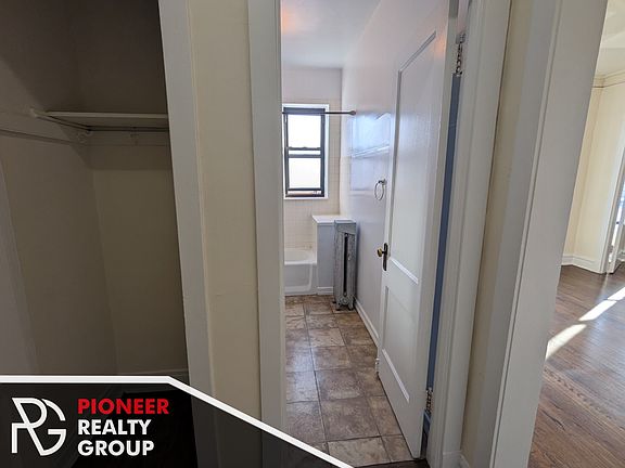 4th image of 2650 N Milwaukee Ave #2638-3