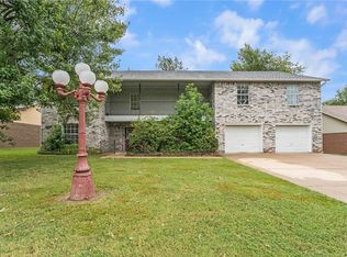 3577 Hillview Ct, Springdale, AR 72762