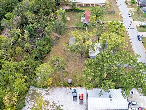4th image of 1203 S 3rd St #5-6-7