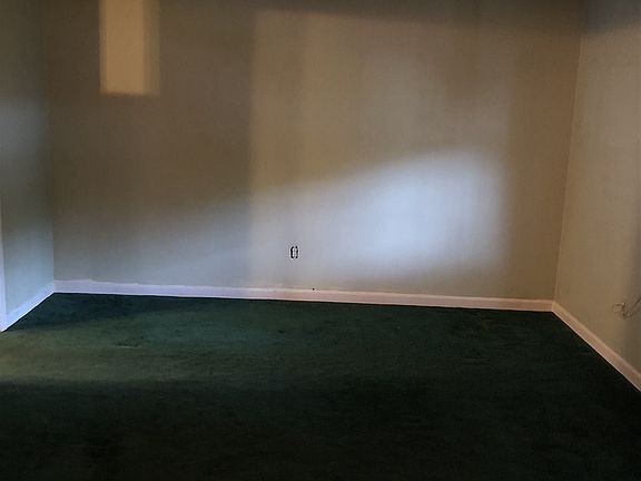 2nd image of 5112 Lake Circle Dr NE