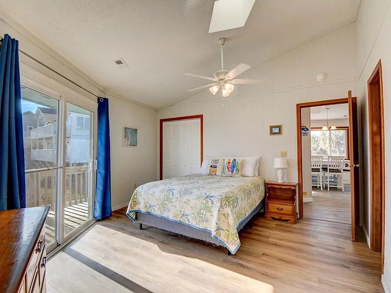 2 Banks Channel Ct — Photo 12