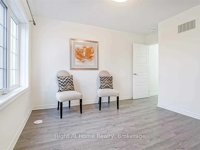 297 Murlock Hts — Photo 15