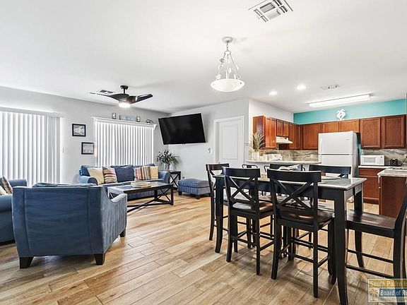 5th image of 104 W Georgia Ruth Dr Unit 9