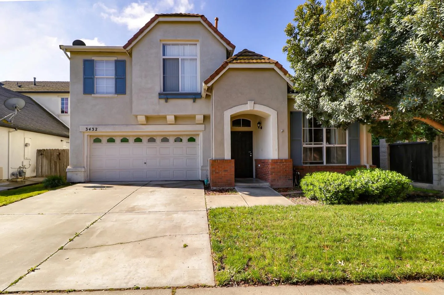 3432 Friar Tuck Way photo 1