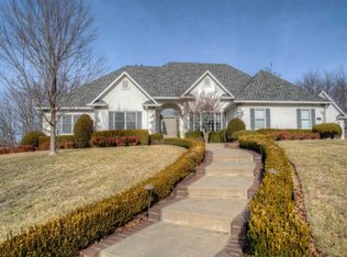 1131 Oakmont Dr, Joplin, MO 64804