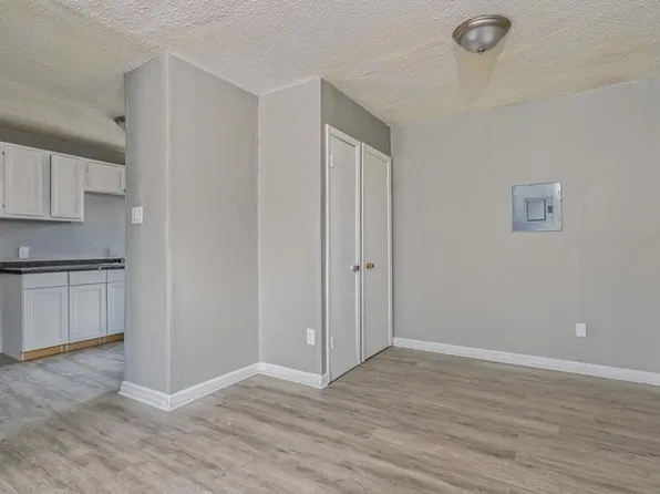 3100 Northwestern Pkwy, Louisville, KY 40212