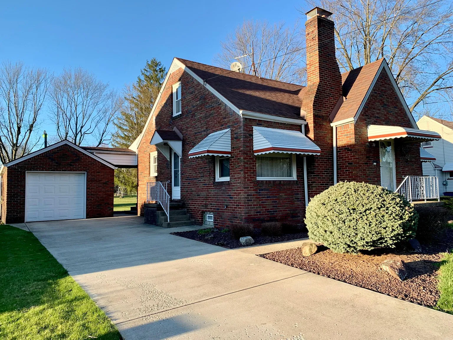 20 Island Dr photo 1