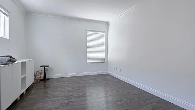 80 N Raymond Ave #205 — Photo 12