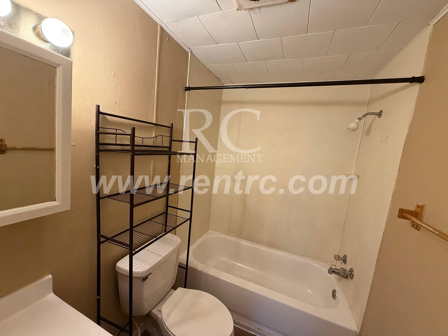 2 bed, 700 sqft, $650 — Photo 4