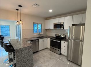 2111 SW 46th Ct, Fort Lauderdale, FL 33312