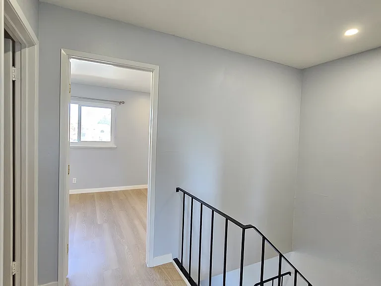 2055 Aldengate Way #4 — Photo 11