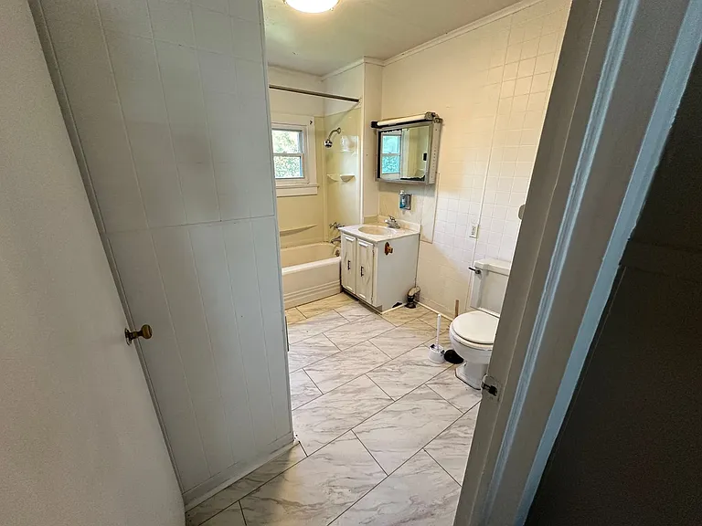 15 York St — Photo 10