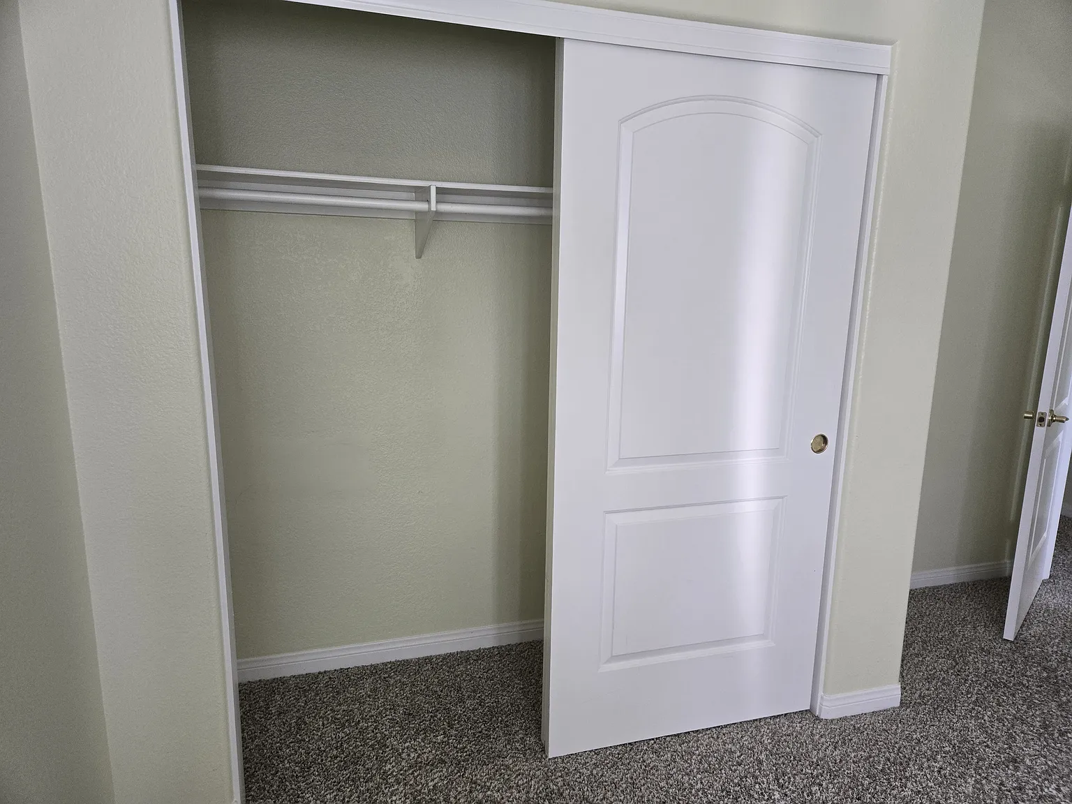 1114 Amelia Pl — Photo 3