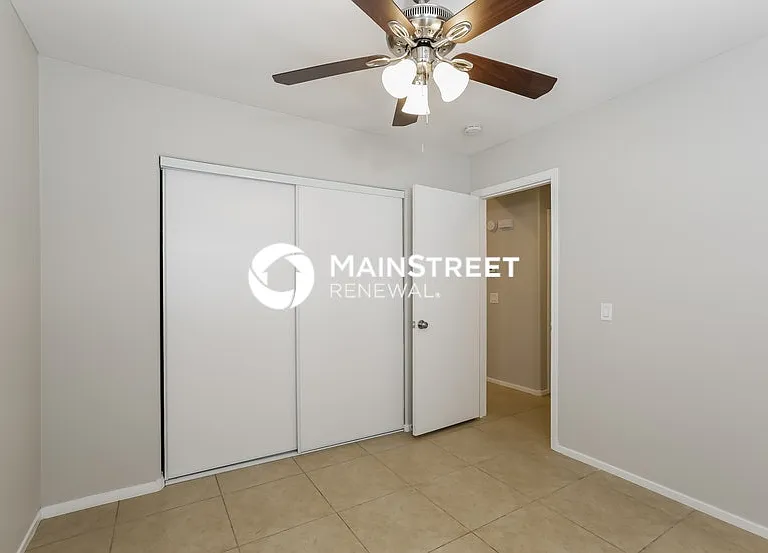 5351 Reardon Ct — Photo 9