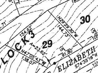 152 Saint Elizabeth Ln, Daniels, WV 25832