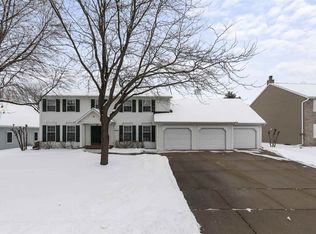 3514 N Winterset Dr, Appleton, WI 54911