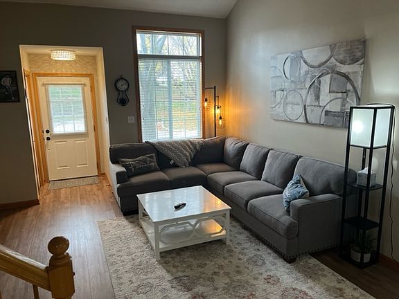 2nd image of 6855 Woodland Ave Unit 103