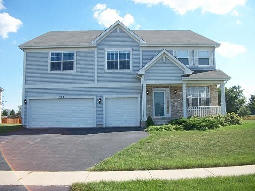 1st image of 725 W Meadow Ln