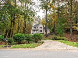 4920 Willow Creek Dr, Woodstock, GA 30188
