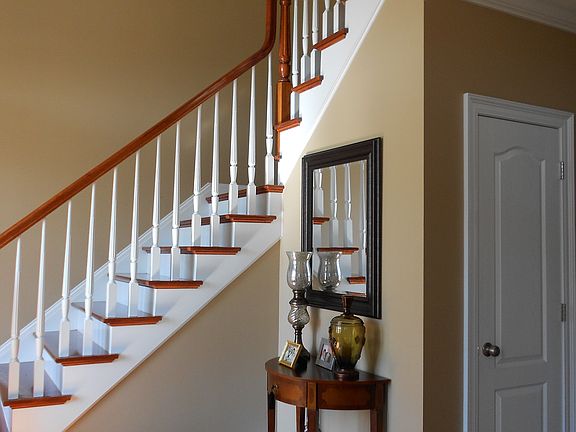 2nd image of 120 Riverbend Dr