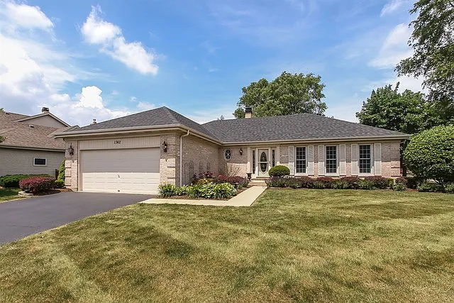1362 Windgate Ct photo 1