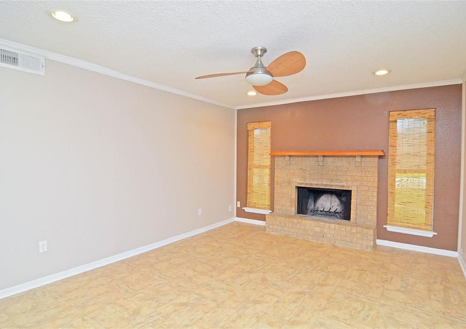 1st image of 1516 Bay Area Blvd APT Q7