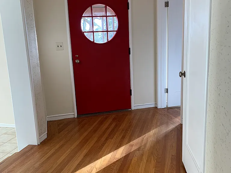 75 Parnassus Rd — Photo 15