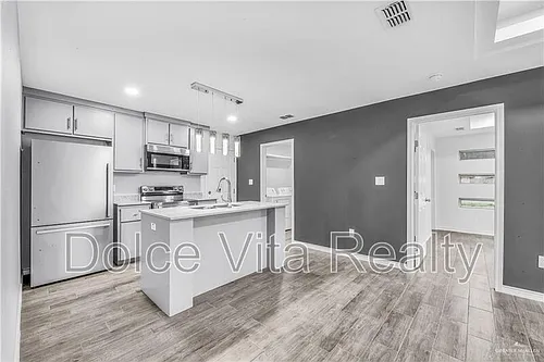 1001 W Sunset Valley St Photo 1