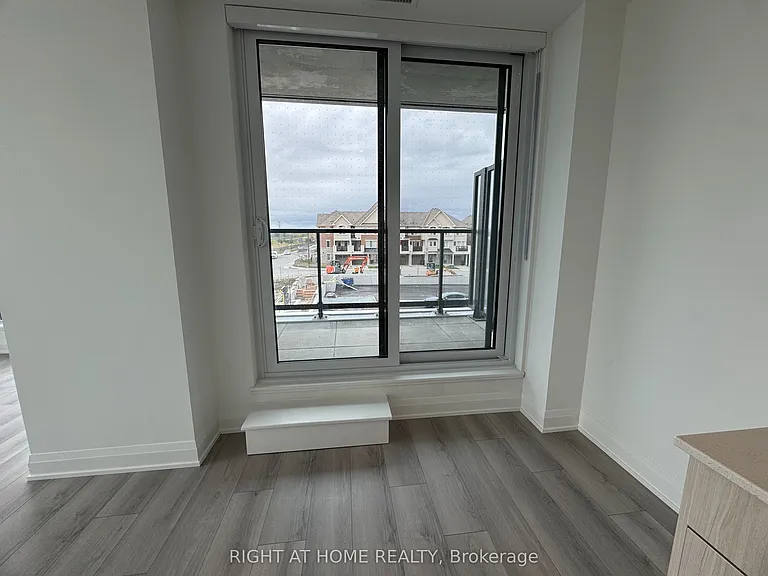 743 Warden Ave #218 — Photo 16